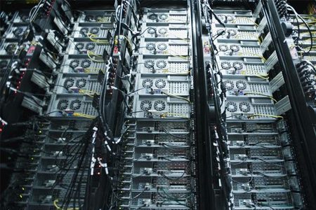 漏水感應(yīng)繩如何布置在機(jī)房?jī)?nèi)？